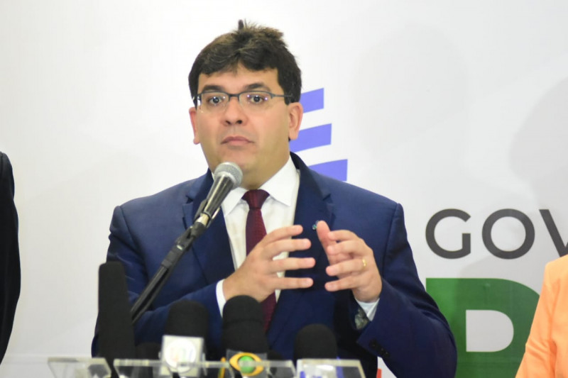 Abono Fundeb: Governador anuncia pagamento de R$ 19 milhões a 27 mil servidores
