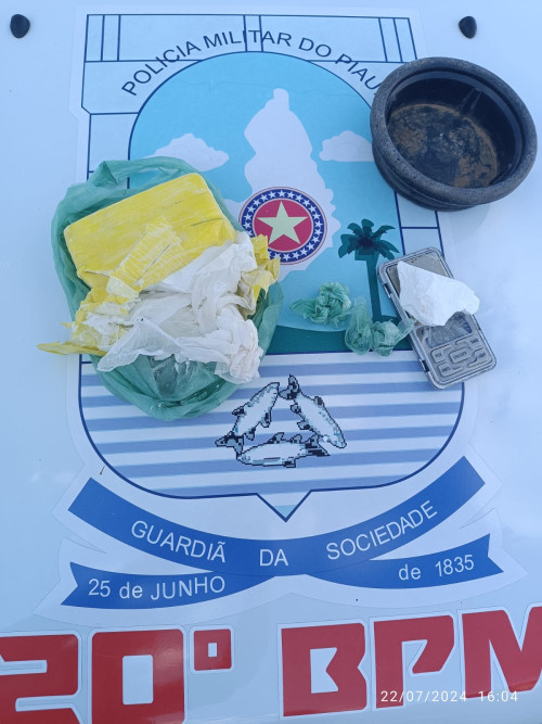 Material apreendido durante a ação policial - (Divulgação/PM-PI)