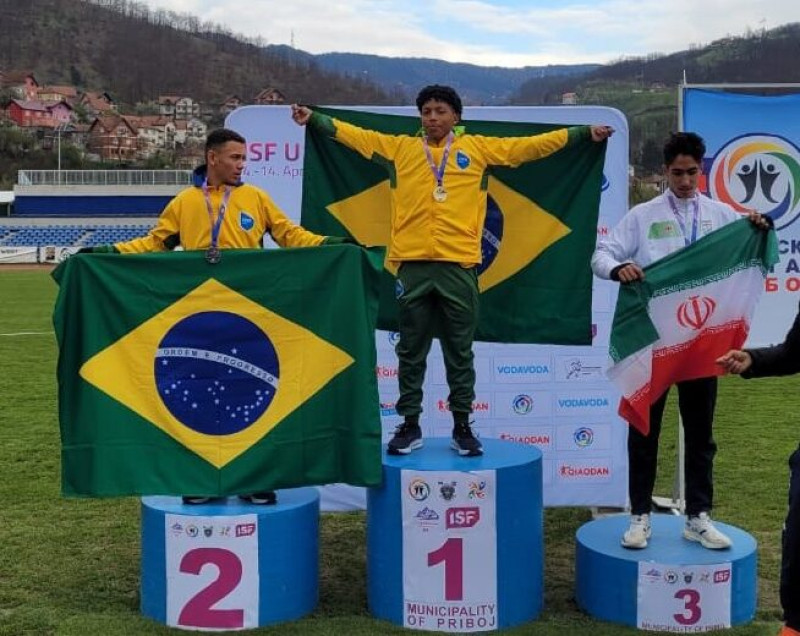 João Pedro vence prova dos 400 metros e segue como destaque na Gymnasiade 2025; atleta ainda disputará o salto em distância nesta quarta-feira (9). - (Divulgação CCOM )