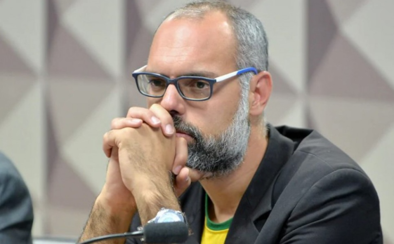 STF mantém bloqueio de perfil de Allan dos Santos; entenda o motivo