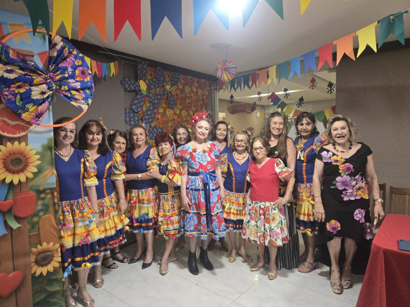 #Arraiá do Lótus Clube de Teresina - Anfitriãs -by Polyana Melo, Socorro Santos, Valdene Albino e Zelita Melo. Chics!!! - (Luciêne Sampaio)