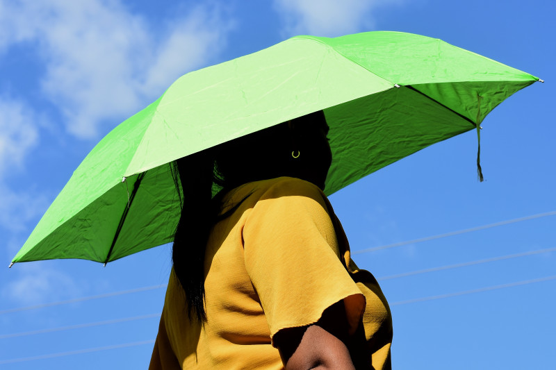 Em Teresina, vale tudo para fugir do calor - (Jailson Soares/O Dia)