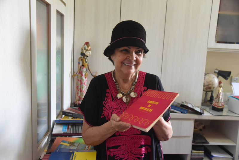 Graça Targino ficou à frente da Biblioteca da UFPI por 11 anos. - (Assis Fernandes/ODIA)
