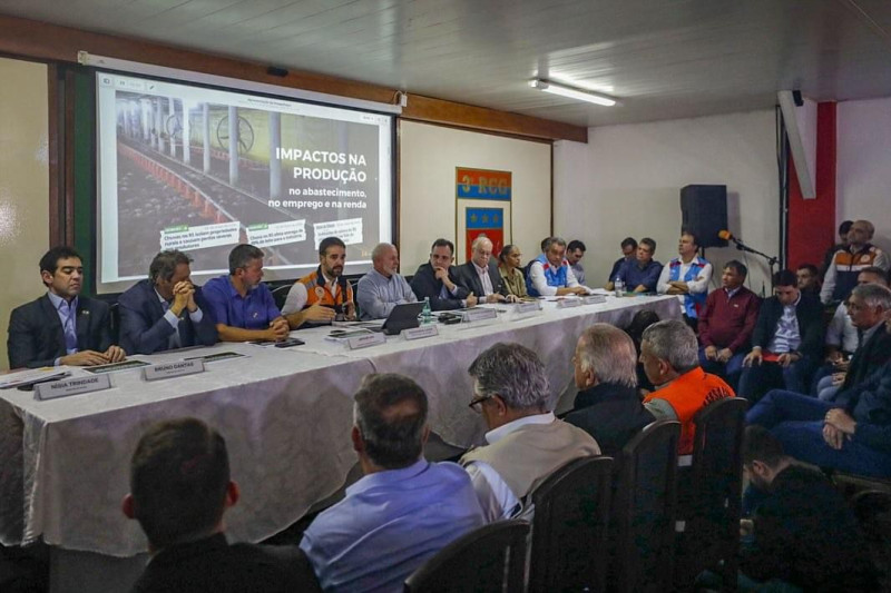 No Rio Grande do Sul, Wellington Dias defende plano integrado para combater efeitos das chuvas