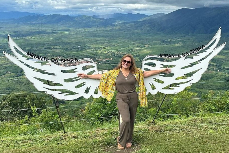 #Aniversário - Parabéns para a querida Gilvana Rodrigues Gayoso Freitas, que comemora hoje (23) o seu aniversário com amigas em animada tarde em um restaurante badalado. Chics!!! - (Arquivo Pessoal)