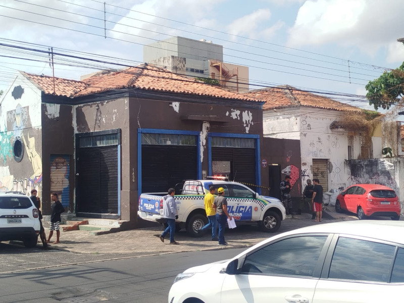 Homem é assassinado ao tentar roubar loja no Centro de Teresina - (Pedro Cardoso/O Dia)