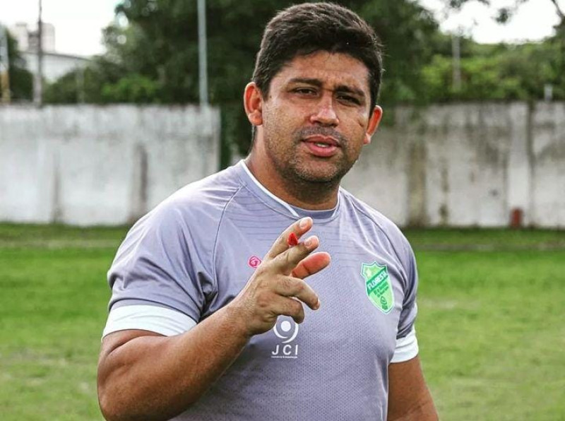 Michel Lima, novo técnico do Oeirense - (Reprodução / Redes Sociais)