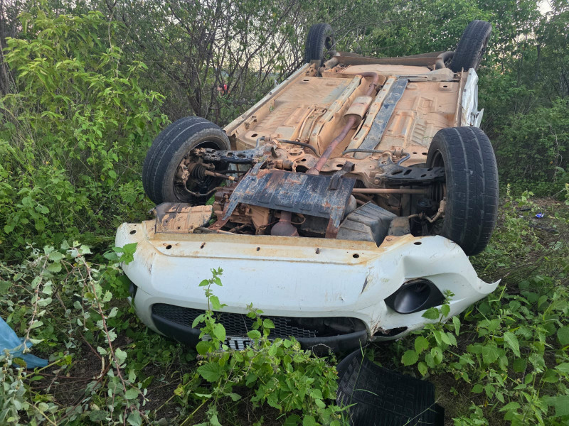 Buracos na pista e alta velocidade podem ter causado acidente que matou três pessoas em Fronteiras - (Divulgação/PRF)