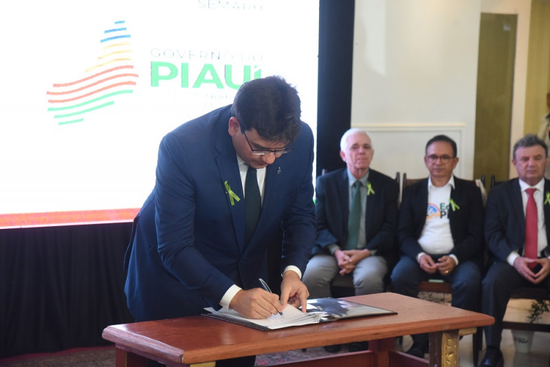 Rafael Fonteles lança programa ambiental com investimentos de R$ 47 milhões