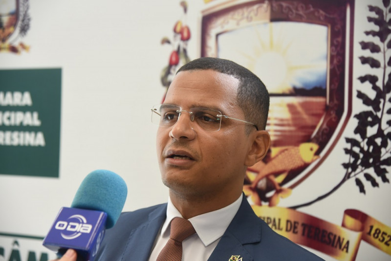 Vereador Ismael Silva um dos principais críticos da Prefeitura - (Assis Fernandes/O Dia)