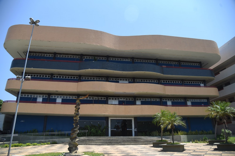 Fachada da sede do Tribunal de Contas do Piauí - (Assis Fernandes/ O DIA)