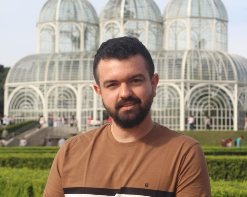 Segundo o psicólogo Alysson Fernando Fernando, a discrepância nos casos de suicídio entre os sexos pode ser apontada pela cultura machista de não procurar ajuda.  - (Reprodução )