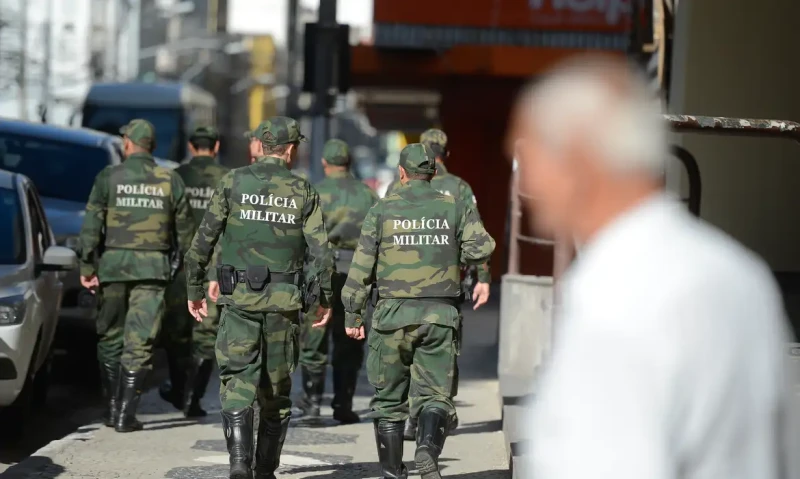 STF altera critérios de aposentadoria para policiais; veja o que muda - (Tânia Rêgo/Agência Brasil)