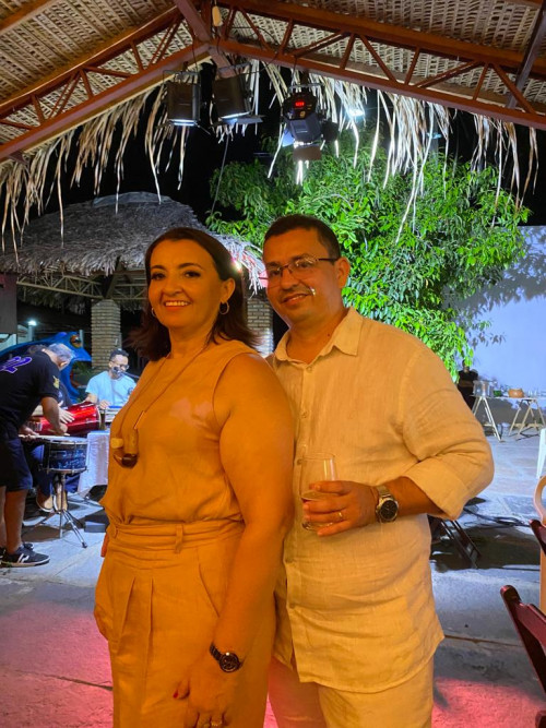 Zé Wilson barros na foto com a esposa Raqueilane Sampaio  - (Daniel Cardoso)