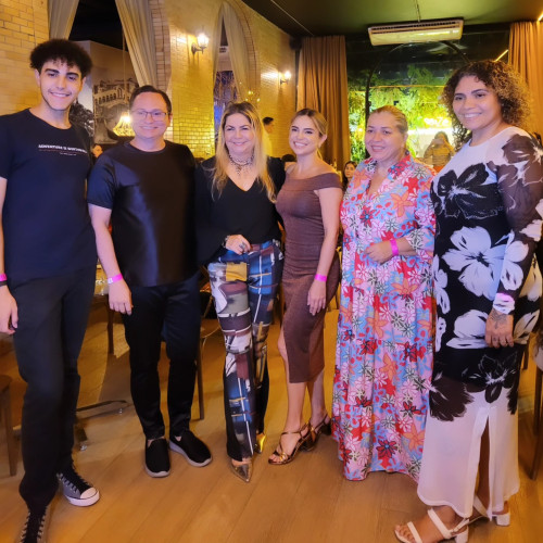  #Lançamento do Programa Turismo Meio - Edição Dubai - by @jayannamsoares na @tvmeiooficial - Com Yuri Sampaio, @sandro_abrantes1, Suyane Pessoa, Graça Batista e @cheflarissabatista_., em evento animado. Chics!!! - (Luciêne Sampaio)