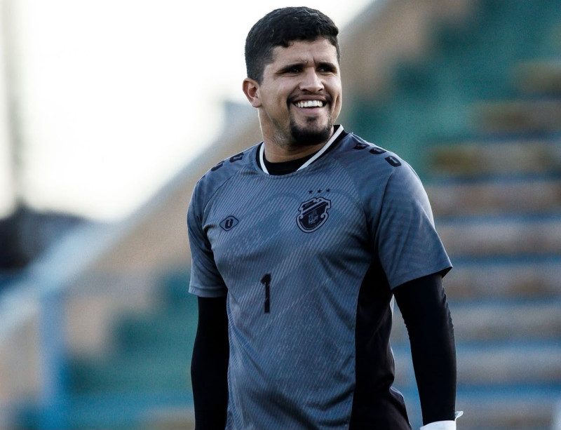 Picos anuncia goleiro vice-campeão estadual como primeiro reforço para o Piauiense Série B 2026