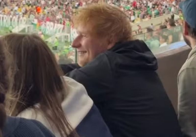 Ed Sheeran assiste partida Fluminense e Atlético-MG no Maracanã - (Reprodução/Instagram)