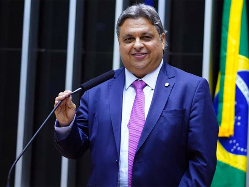 Júlio Arcoverde assume presidência da Comissão Mista do Orçamento Federal