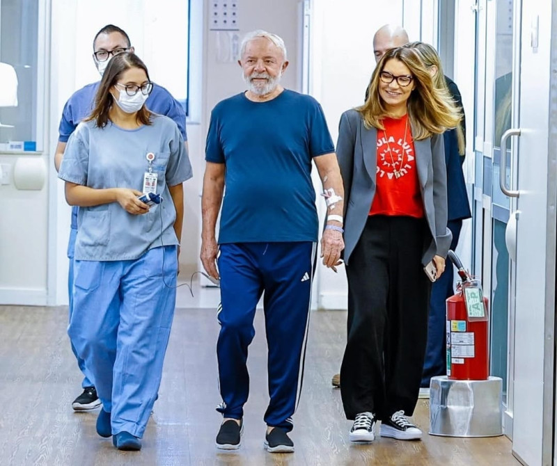 Presidente Lula recebe alta hospitalar após cirurgia - (Divulgação/Ricardo Stuckert)