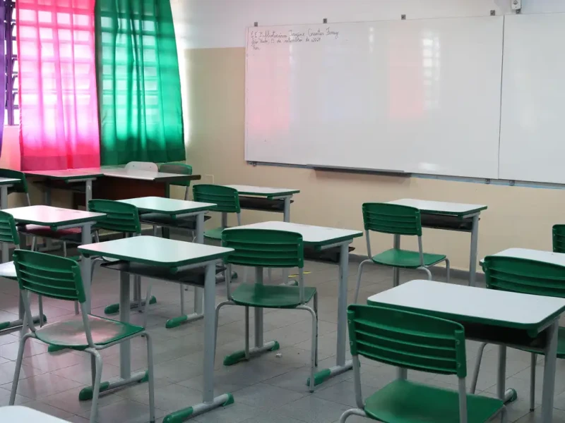 O que é o Fundeb? Entenda qual é sua relação com os salários dos professores