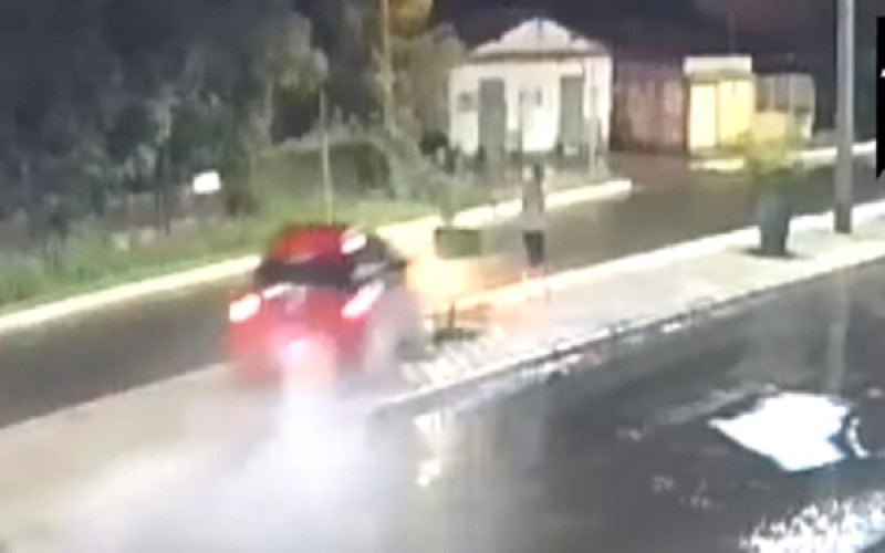 VÍDEO: Homem escapa de ser atropelado por carro desgovernado em Esperantina