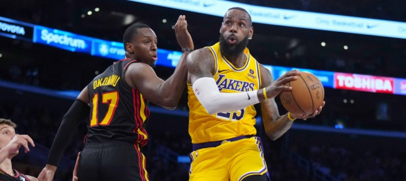 Jogo NBA: Lakers domina Hawks e vence com facilidade em Los Angeles