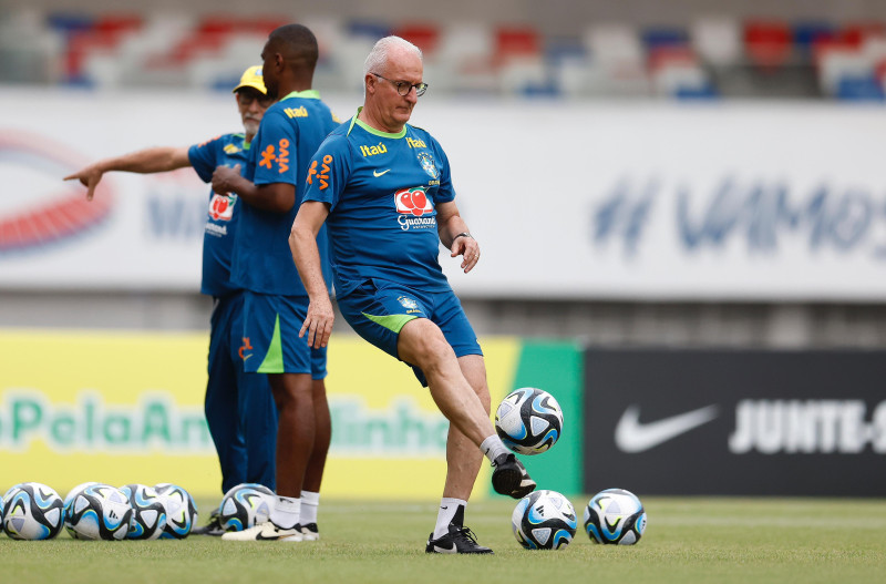 De olho na Venezuela, Seleção treina em Belém; veja escalações e onde assistir o jogo