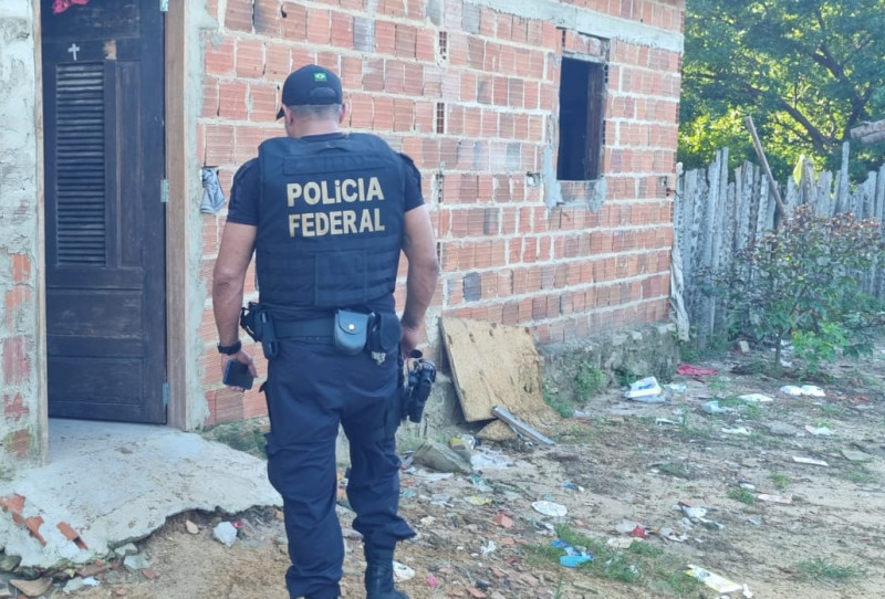 Polícia Federal prende 12 pessoas por tráfico de drogas em Ilha Grande do Piauí - (Divulgação/Polícia Federal)