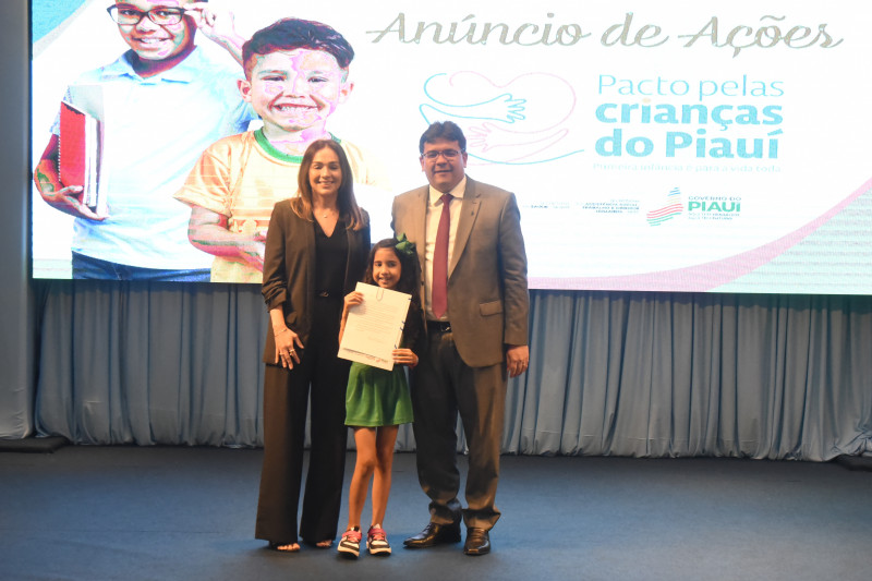 Rafael Fonteles quer reduzir tempo de alfabetização de sete para cinco anos de idade