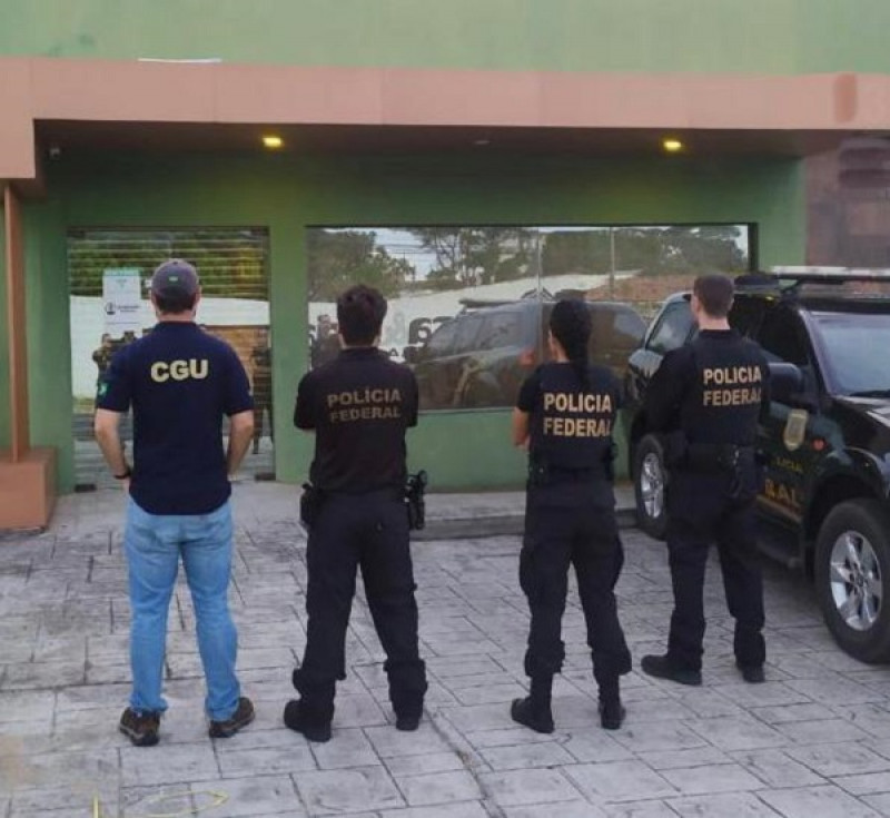 Polícia Federal e CGU. - (Divulgação / PF)