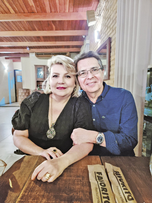 #Amor - Um click dos advogados Liana Portela & Pedro Portela Filho em momento de amor e harmonia. Chics!!! - (Divulgação)