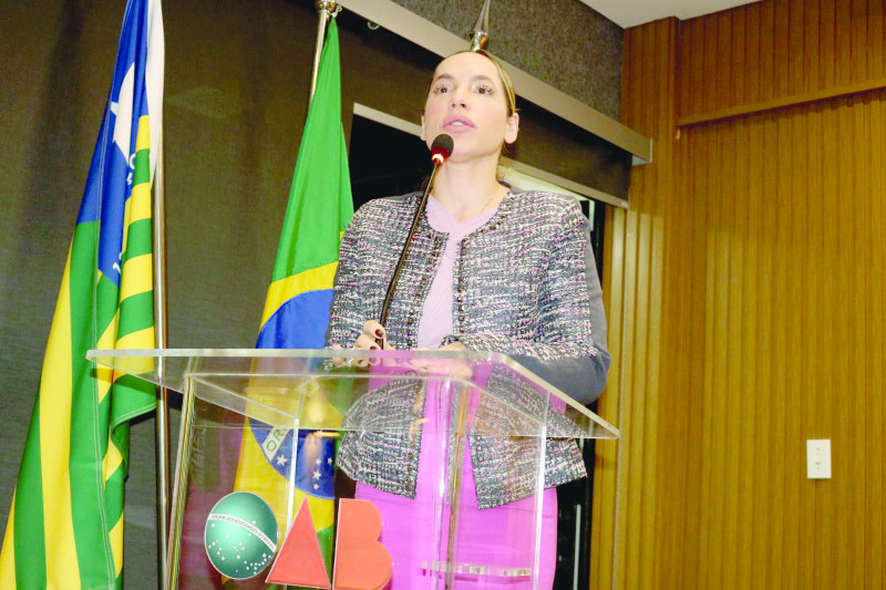 A advogada especialista em Direito de Família e Sucessões, Isabella Paranaguá, concorre à presidência da Caixa de Assistência dos Advogados do Piauí (CAAPI). Com propostas sólidas e voltadas para a valorização da classe, Isabella pretende contribuir com a saúde e o bem-estar dos advogados e advogadas do Estado através da Chapa 10. As eleições para a OAB-Piauí acontecem neste sábado, 30 de novembro. - (Arquivo Pessoal)