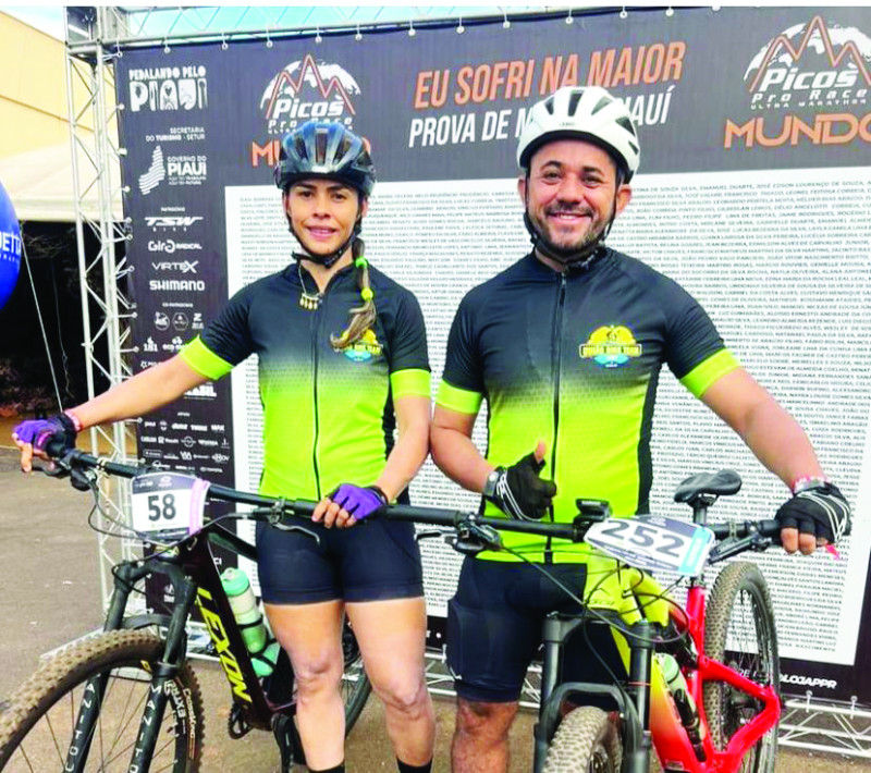 Empresário Elton Abreu e sua esposa Remédios, participaram do Picos Pro-Race, uma das maiores provas de ciclismo do Norte- Nordeste do Brasil. - (Arquivo Pessoal)