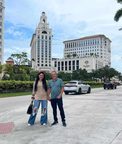 #Miami - Um click dos queridos Priscilla Karinne & Aloísio Luz e estão em Miami. Chics!!! - (Arquivo Pessoal)