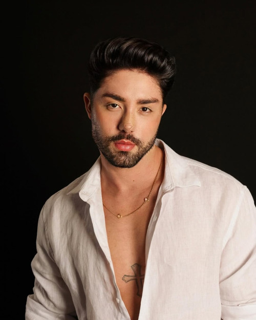 Saiba quem é Rico Melquiades, influencer convocado pela CPI das Bets