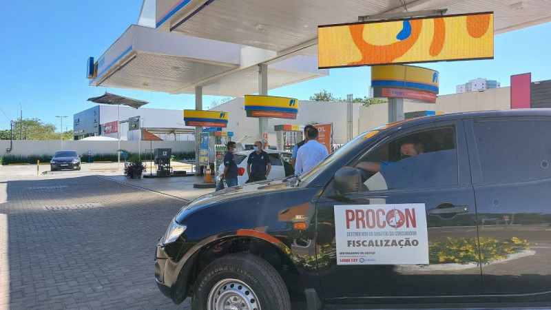 Imepi identifica irregularidades em 223 postos de combustíveis do Piauí