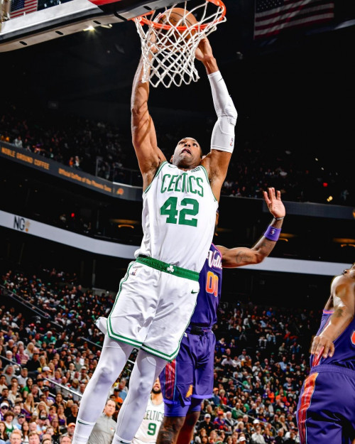 Basquete NBA: Phoenix Suns enfrenta Boston Celtics, veja onde assistir ao vivo - (Reprodução/Instagram/Celtics )