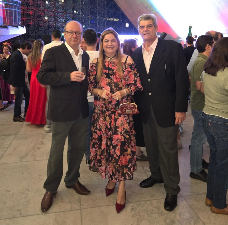 #México - Festa do Aniversário da Independência do México com os queridos Colunistas Paulistas - Ovadia Saadia e Anésio Messina no Memorial da America Latina, em Sampa. Chics!!! - (Luciêne Sampaio)