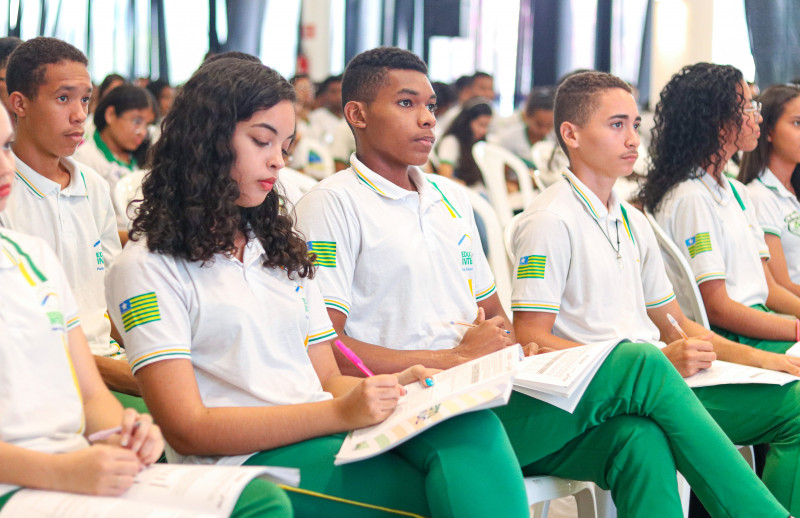 Piauí tem 35% dos estudantes da rede pública em cursos profissionalizantes
