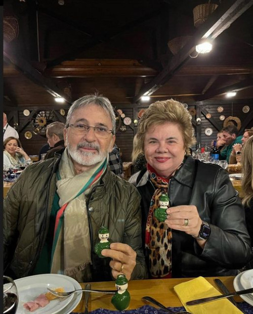 #Internacional - Um click dos queridos Augusto César Freitas & Lucia Fernanda Silveira curtindo o melhor de Budapeste. Chics!!! - (Divulgação)