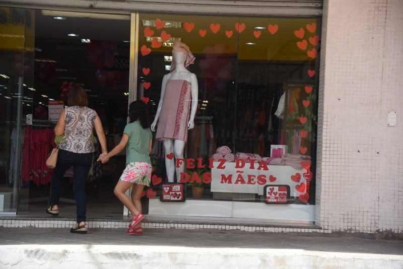 Dia das Mães aquece vendas e lojistas de Teresina esperam crescimento de 10%