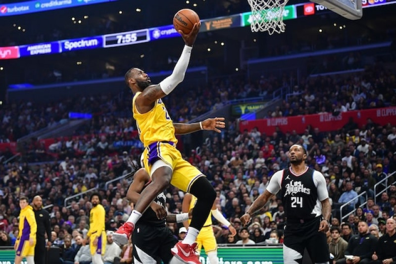 NBA: Los Angeles Lakers enfrenta Denver Nuggets neste sábado (2); veja onde assistir
