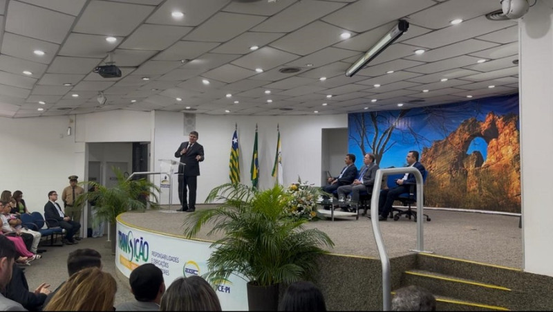 TCE-PI inicia seminário sobre ética e legislação na transição de governo