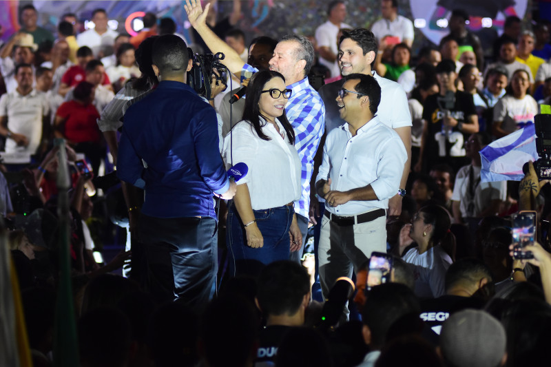 Dinair Veloso lança candidatura à reeleição na Prefeitura de Timon