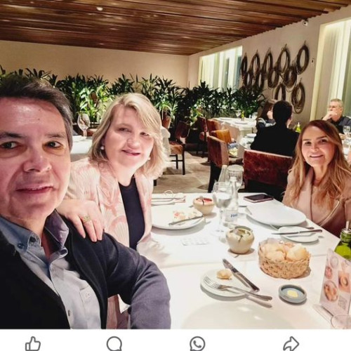 #Sampa - Um click dos advogados Liana Portela & Pedro Portela Filho curtindo São Paulo, na companhia de da irmã de Pedro, Fernanda Portela Carneiro. Chics!!! - (Arquivo Pessoal)