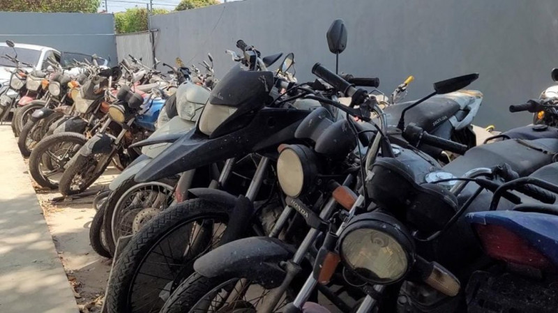 Polícia divulga nova lista para devolução de motos roubadas em Teresina; veja nomes