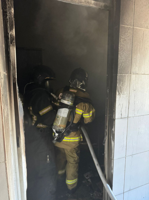 Corpo de Bombeiros prontamente controlou o fogo - (Divulgação/Corpo de Bombeiros)