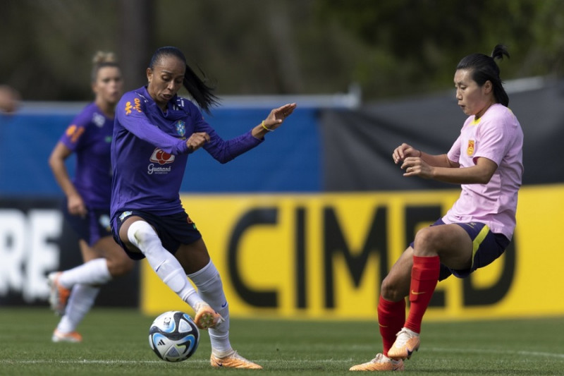 Em último jogo-treino antes da Copa, Seleção Feminina vence China na Gold Cast