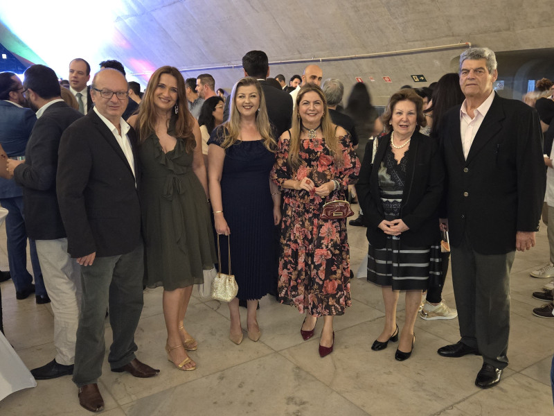 #México - Festa do Aniversário da Independência do México com os queridos Colunistas Paulistas - Ovadia Saadia e Anésio Messina, Eliane Munhoz @blogdehollywood, Milena Wydra, Embaixadora do México no Brasil, Laura Esquivel, no Memorial da America Latina, em Sampa. Chics!!! - (Luciêne Samapio)