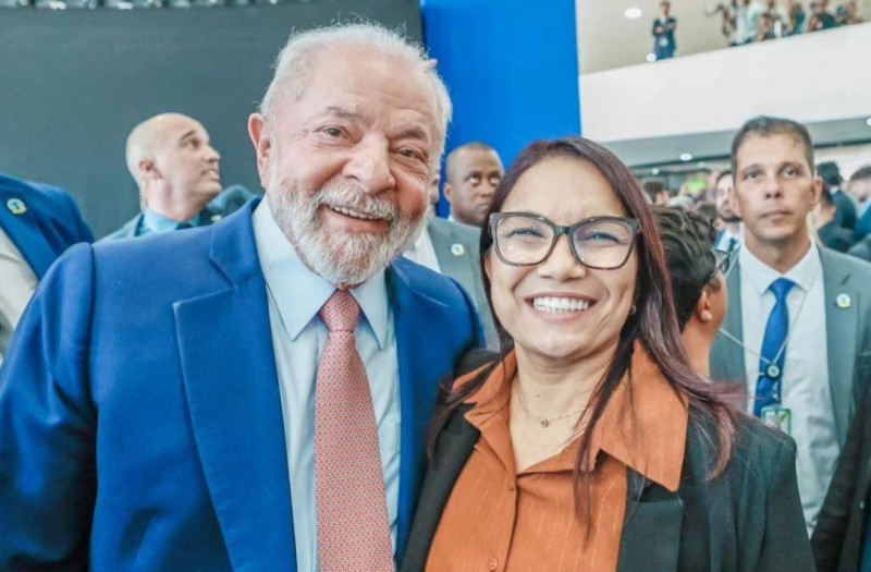 Dinair com Lula - (Reprodução redes sociais)